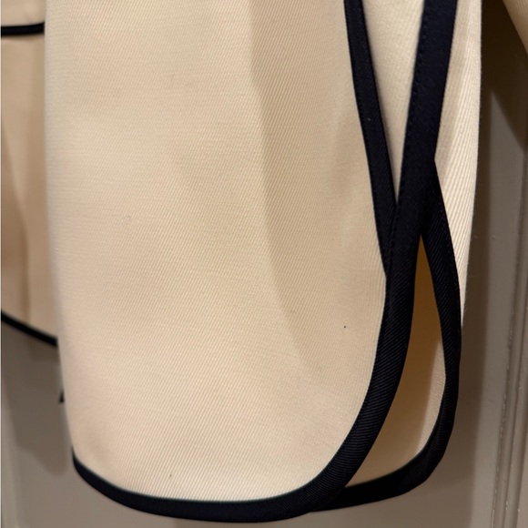 J CREW Women’s Cream with Dark Navy piping Blazer Size 16 EUC - Picture 3 of 5